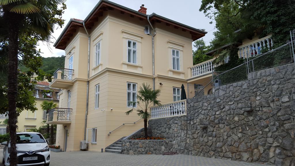 Apartments Villa Atta أوباتيا المظهر الخارجي الصورة